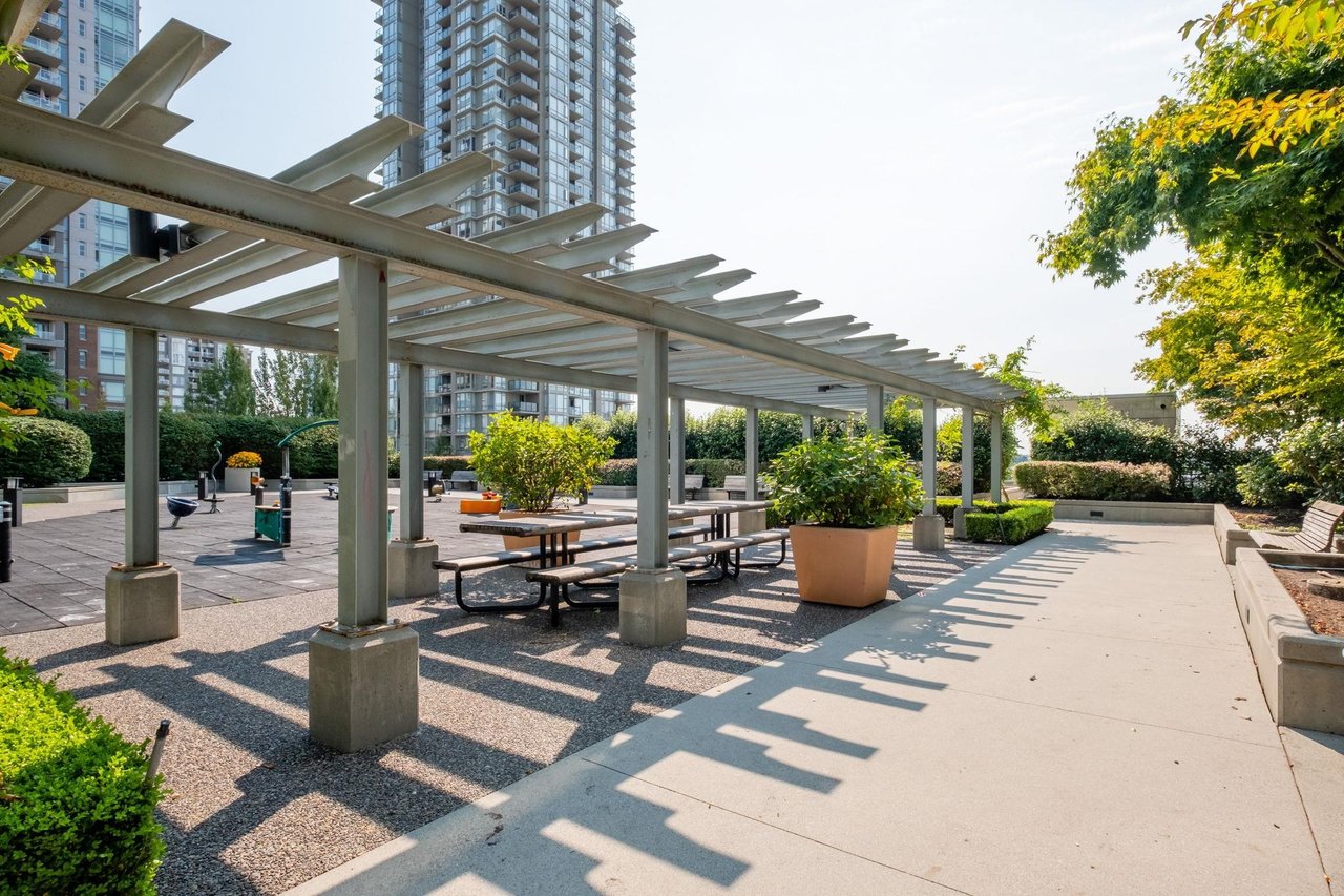 2602-2975 Atlantic Ave
