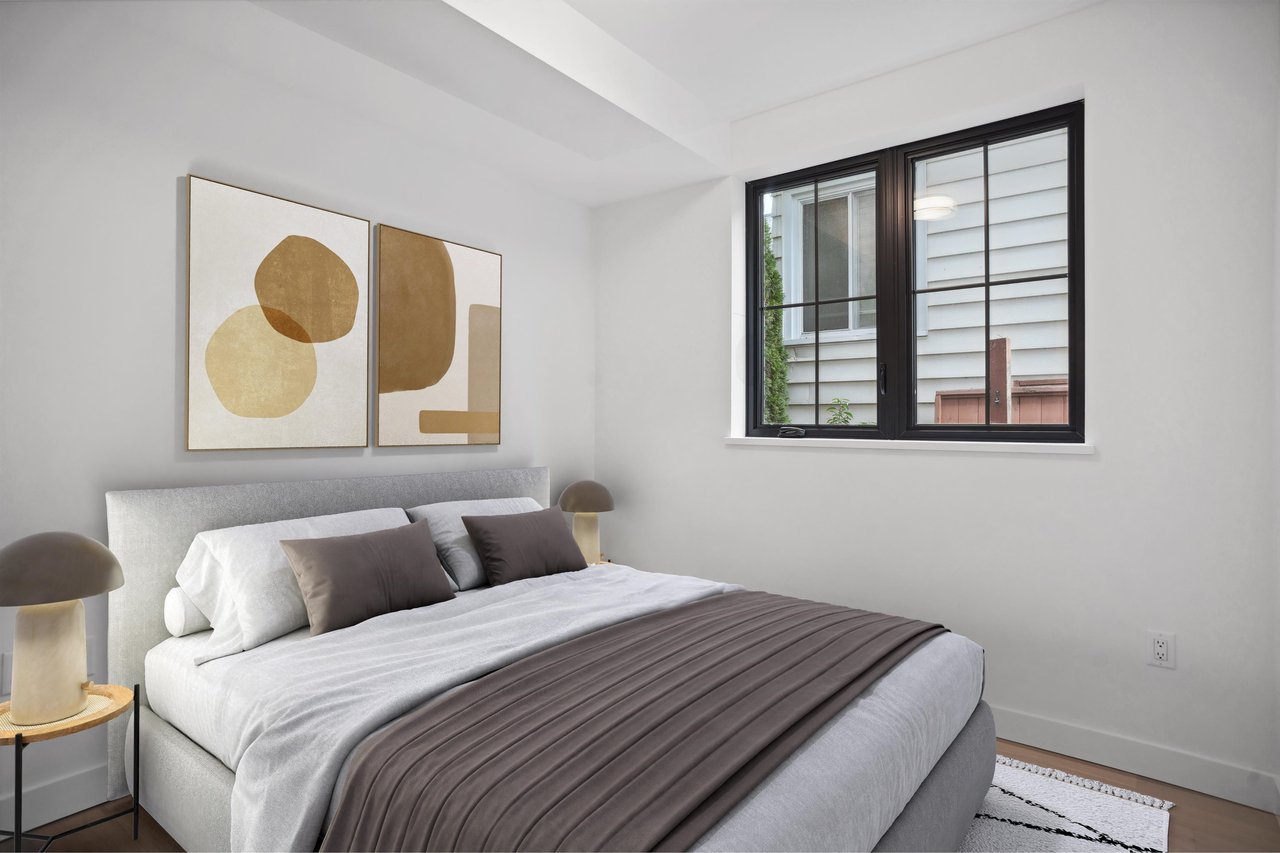 187 W King Edward Ave
