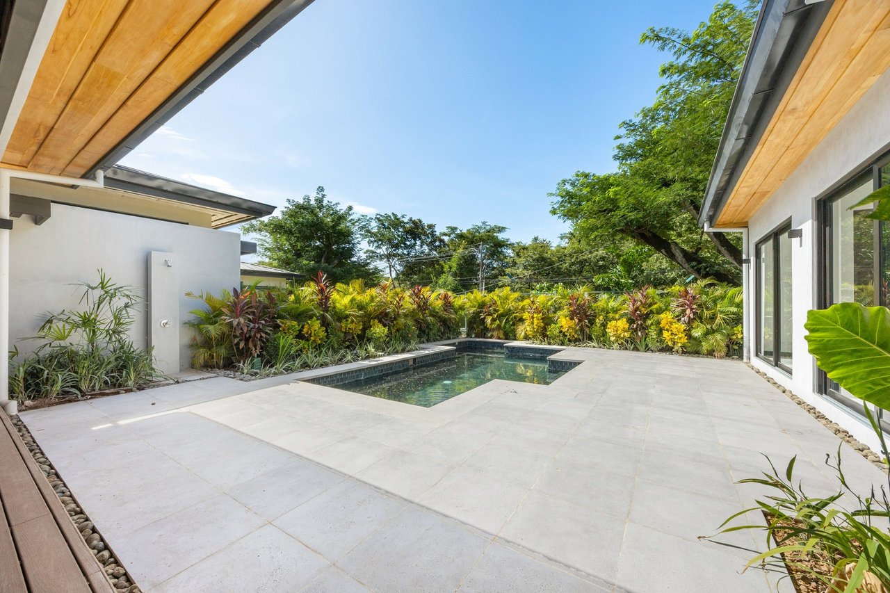 Tropical Eco Community Home, Tamarindo, Guanacaste
