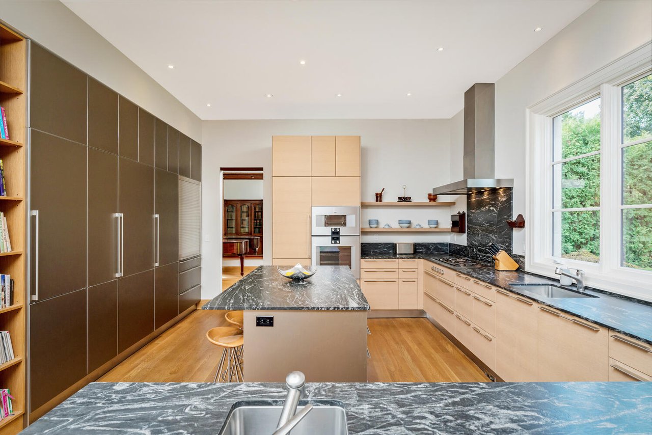 CUSTOM KINGSWAY MASTERPIECE