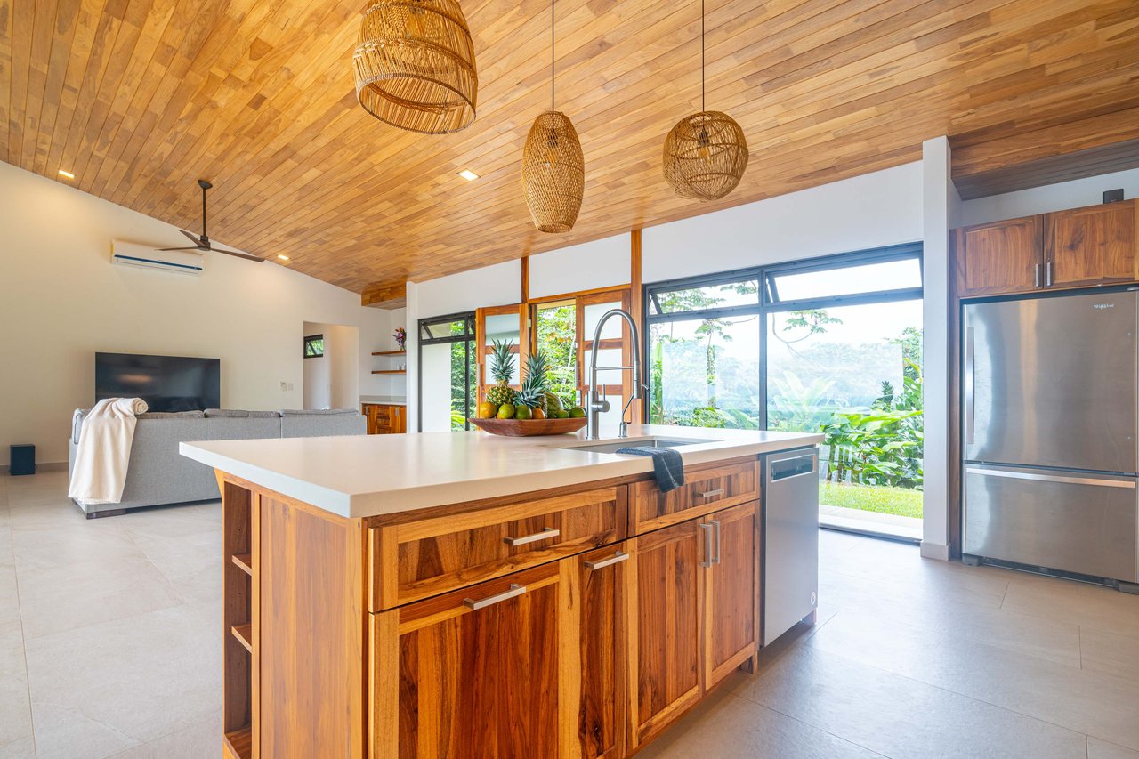 Cascada Sandalo Jaw Dropping Ocean Views!
