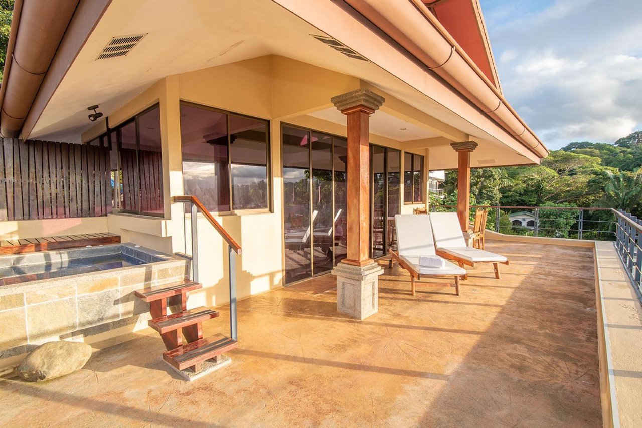 Balinese Tropical Luxury Estate, Manuel Antonio, Puntarenas