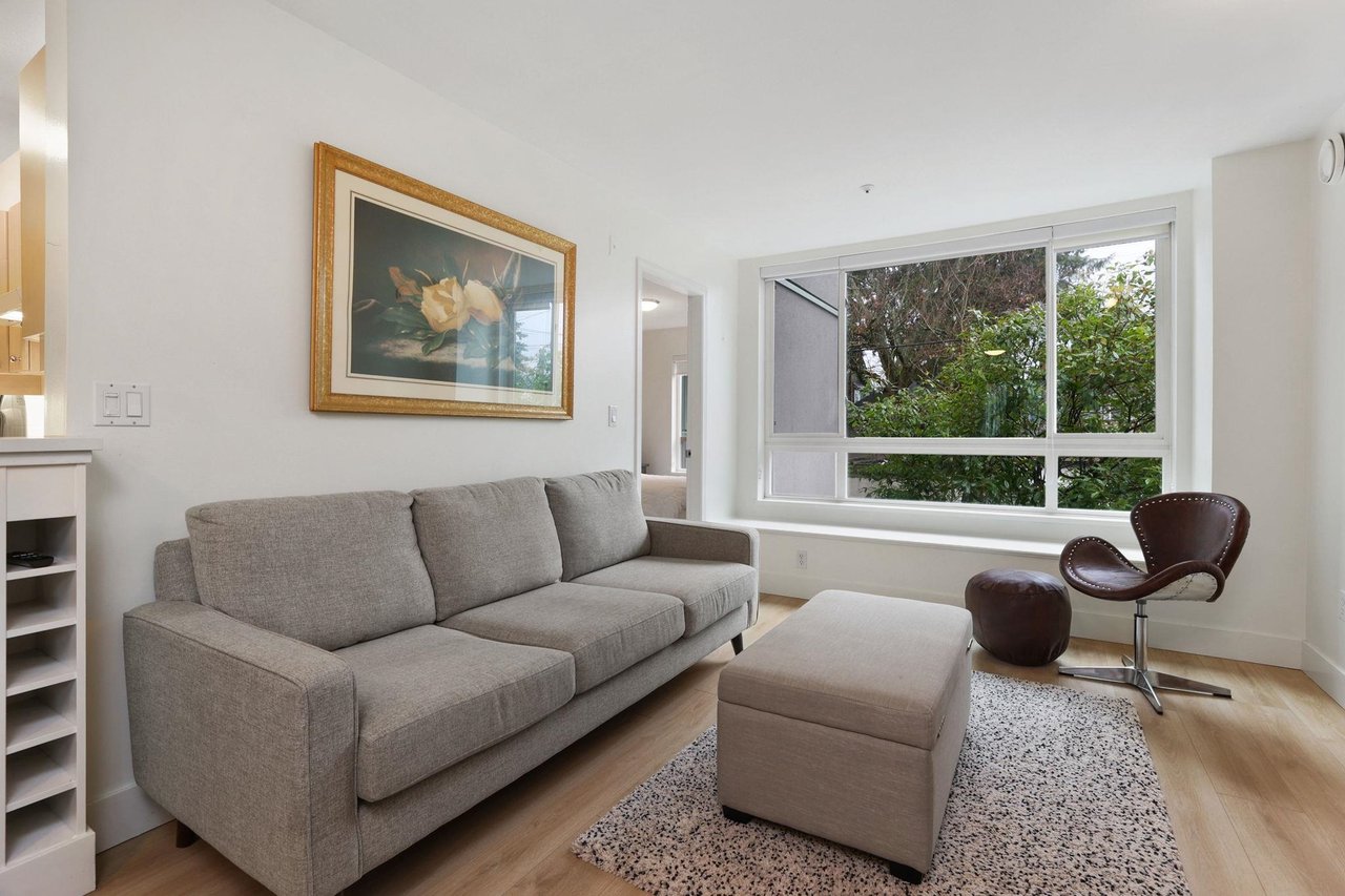 209-3235 W 4th Avenue, Vancouver