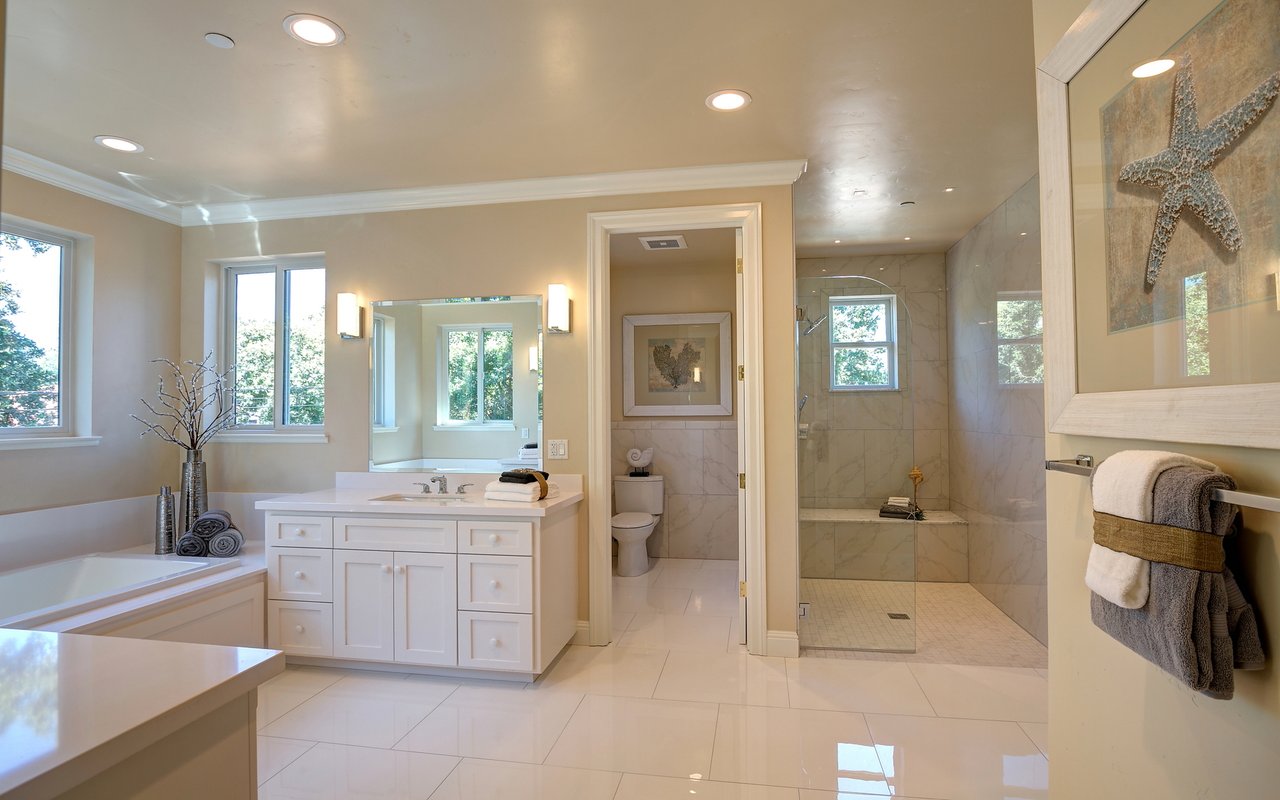 15 Alderwood Ct