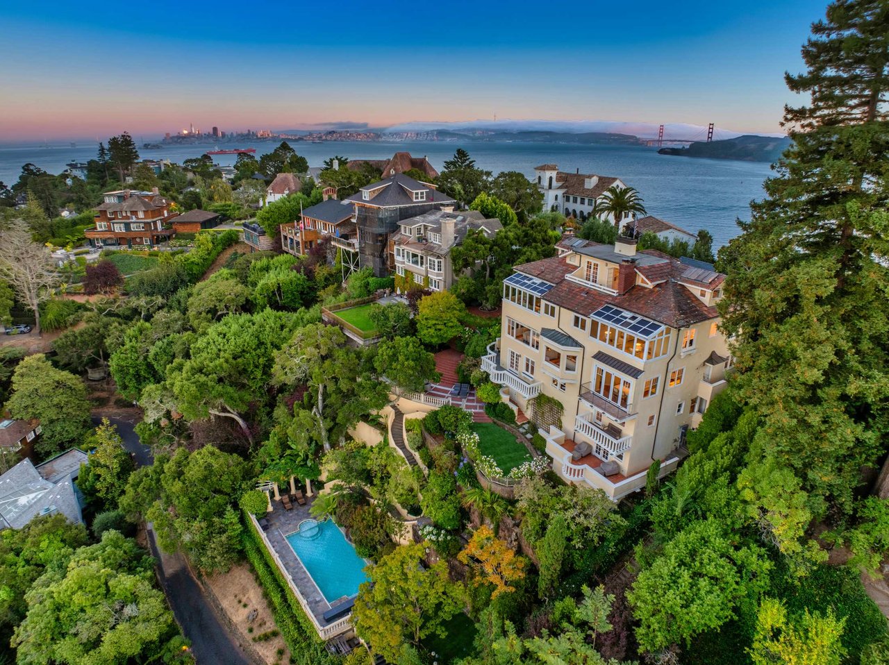Iconic Belvedere View Estate