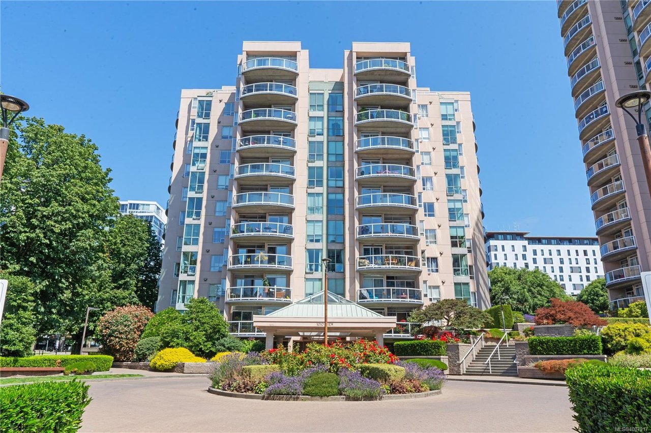 1005-1010 View St