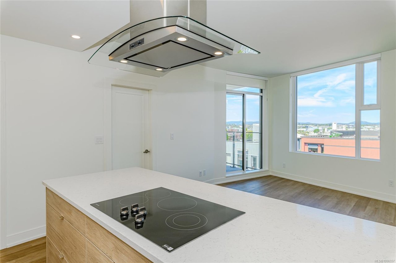 903-1628 Store St, Victoria