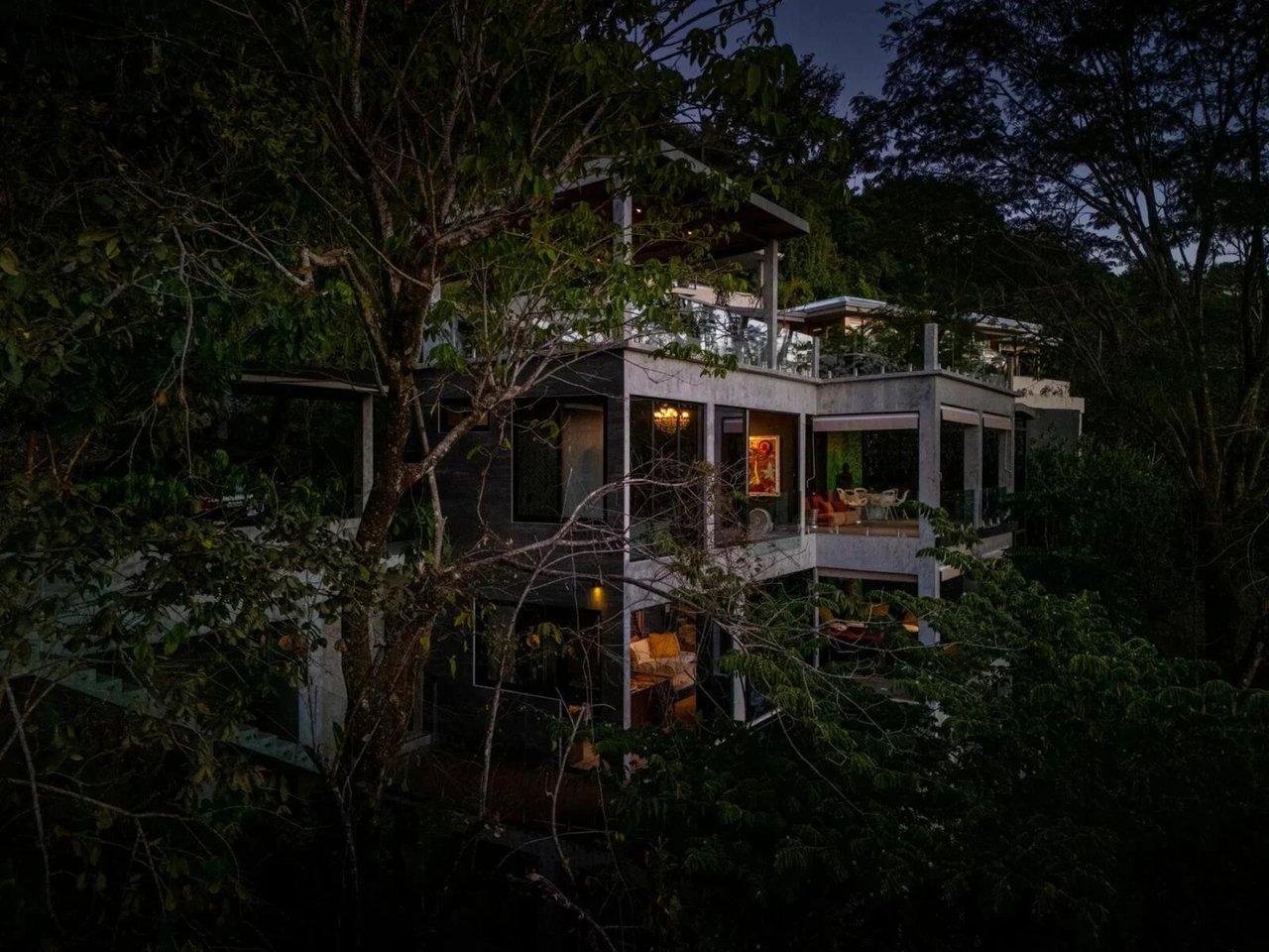 Rooftop Pool Modern Luxury Estate, Manuel Antonio, Puntarenas