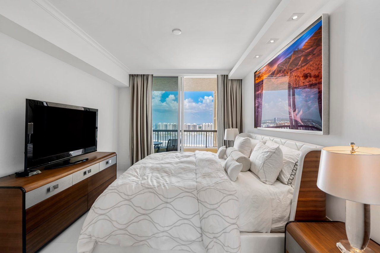 Acqualina Residences Unit 3504