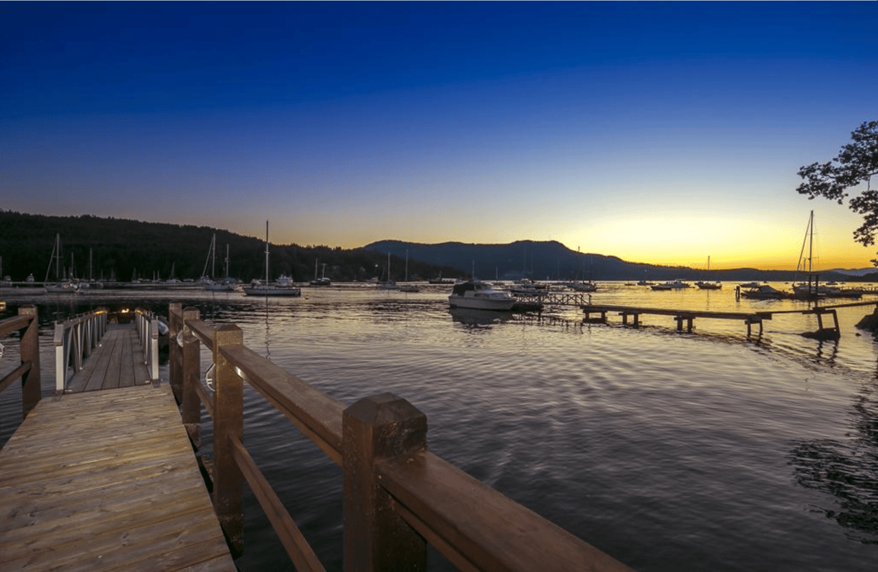 Waterfront in Brentwood Bay 