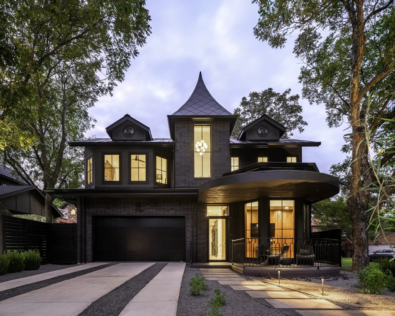 2008 Kinney Ave
