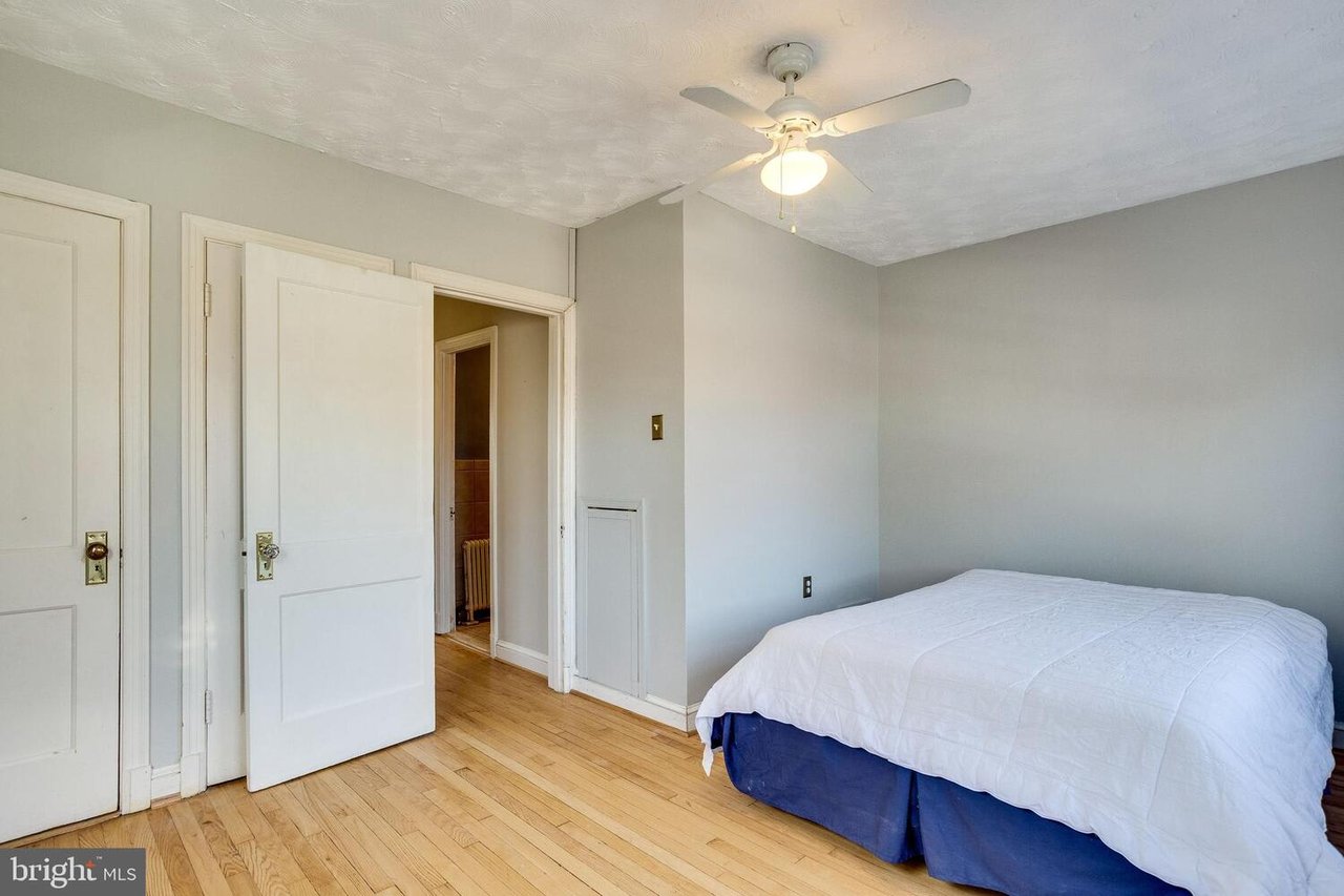 434 Longfellow St NW