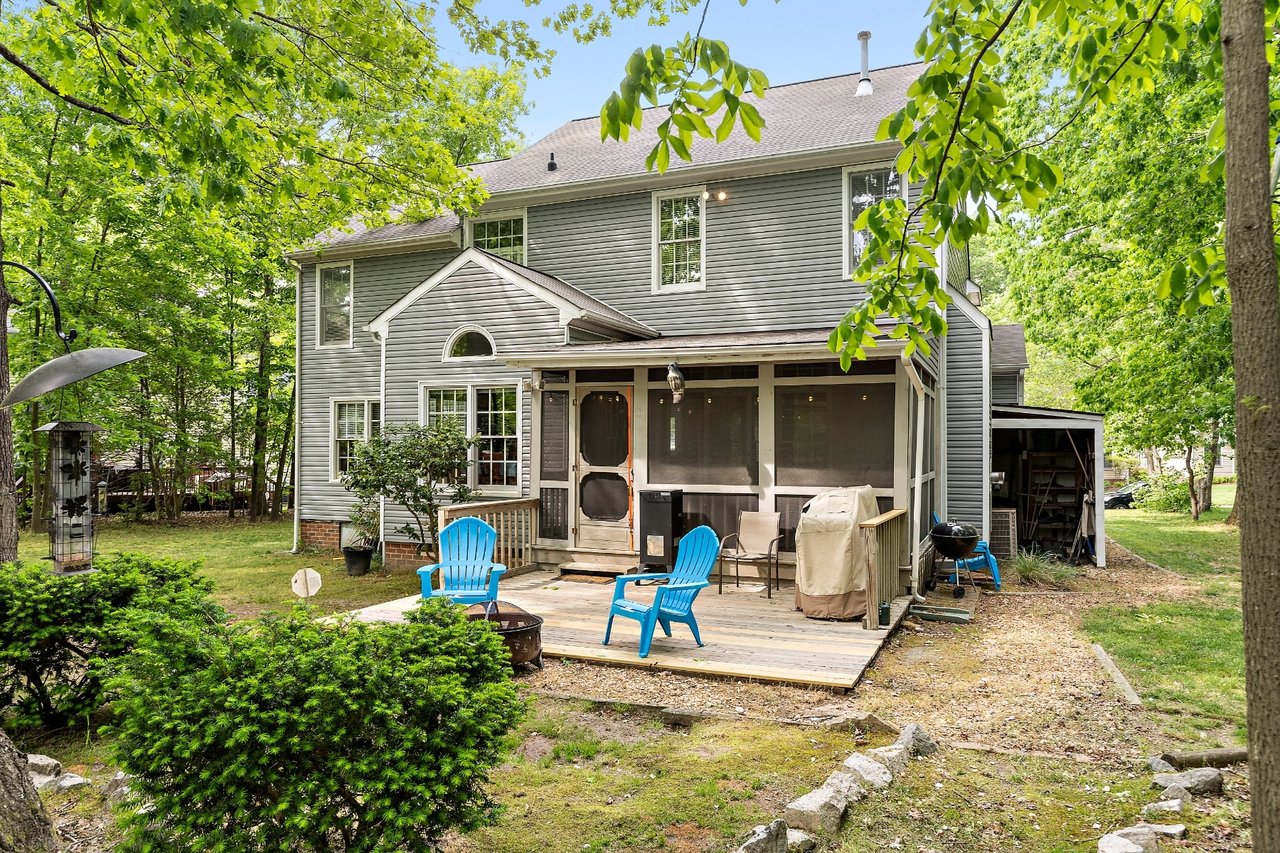 6007 Oak Landing Drive