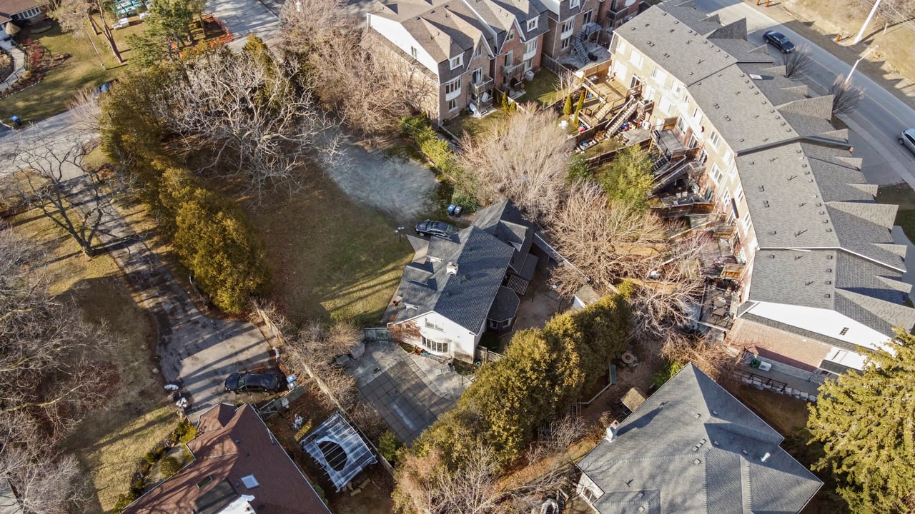 50 Harborn Rd