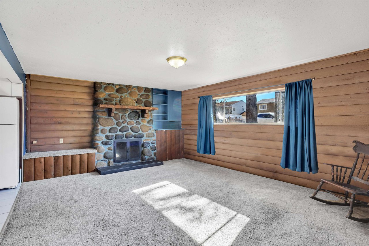 14663 109 Ave