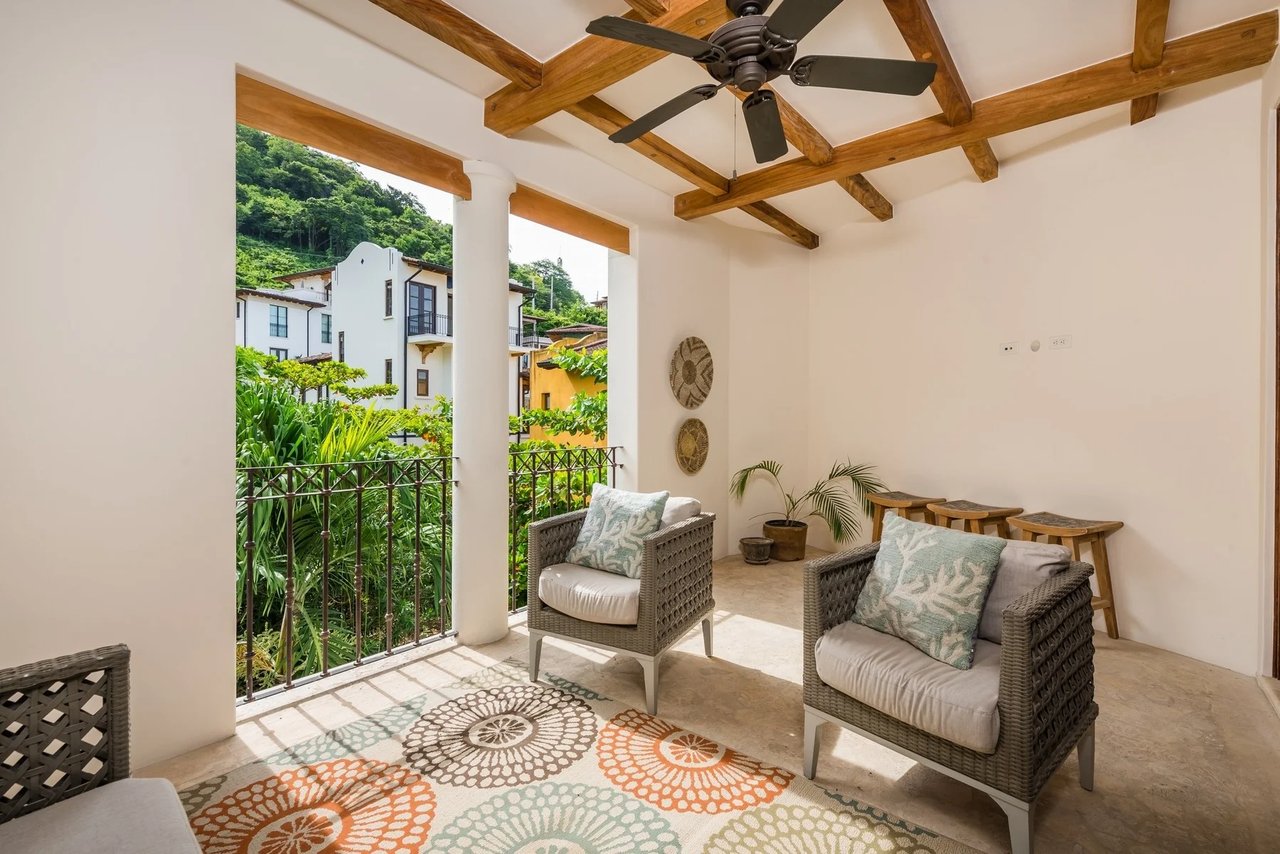 Four Balcony Turnkey Flat, Flamingo, Guanacaste