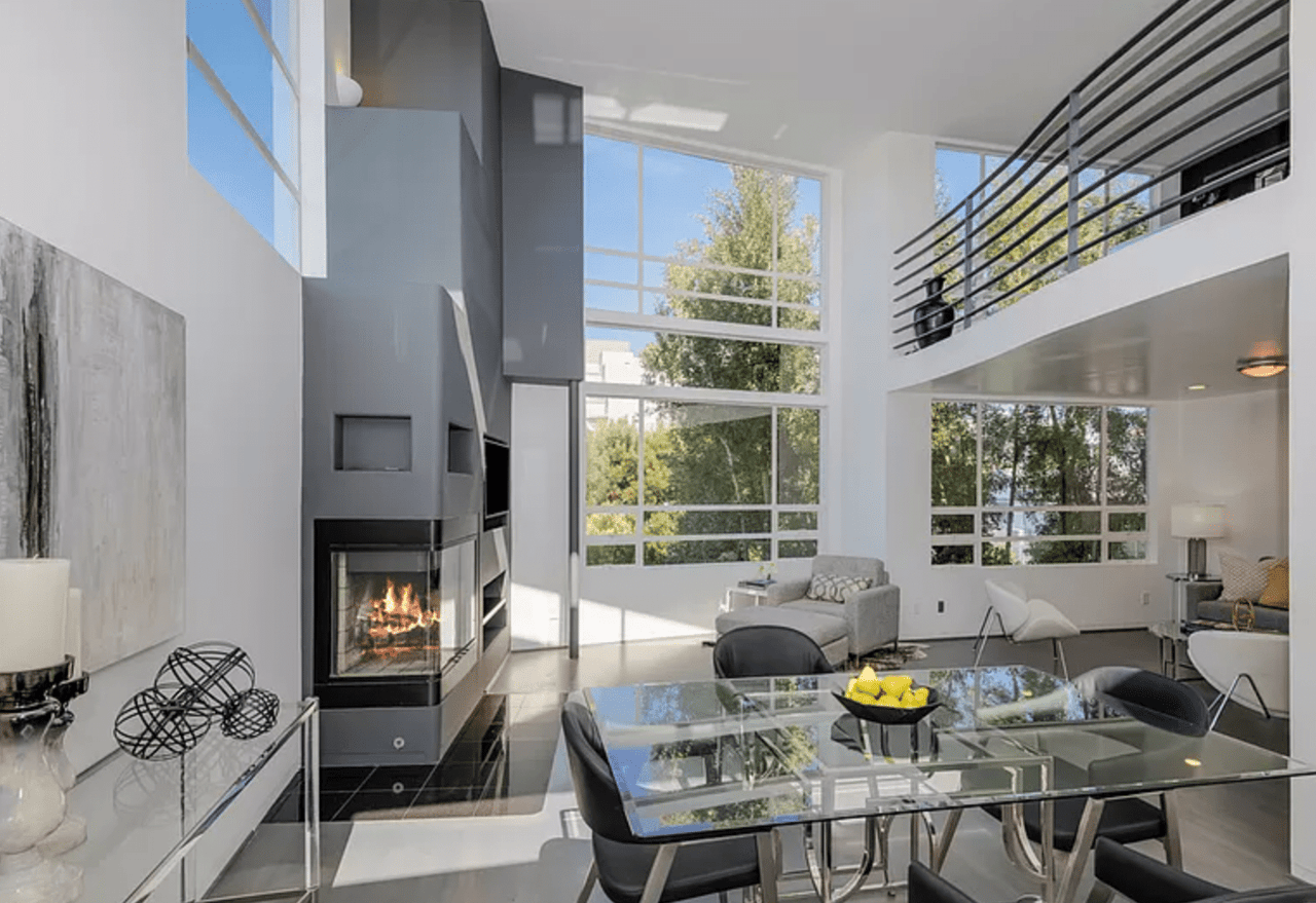 2020 6TH ST Apt 4