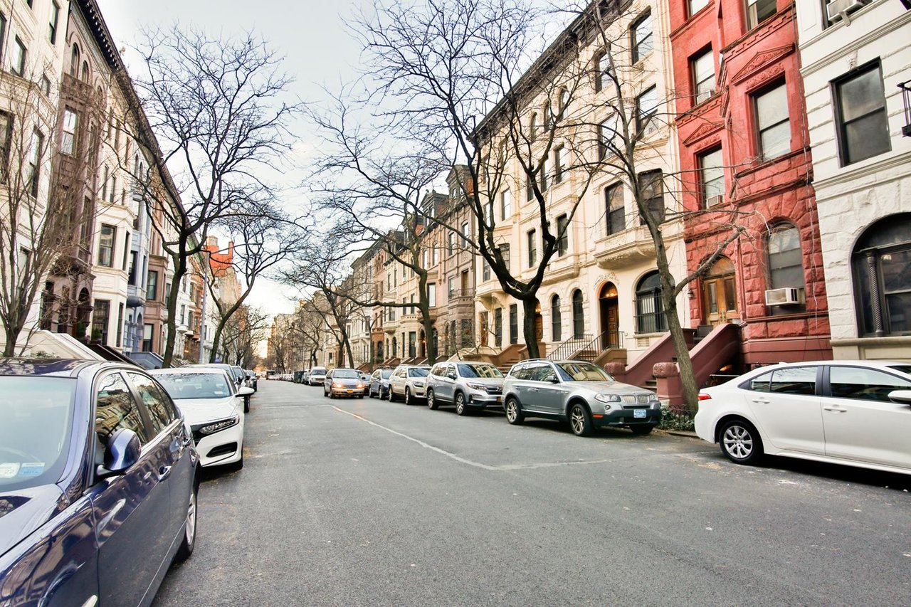 102 West 80th Street, Apt 62
