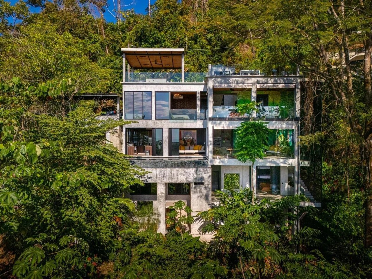 Rooftop Pool Modern Luxury Estate, Manuel Antonio, Puntarenas
