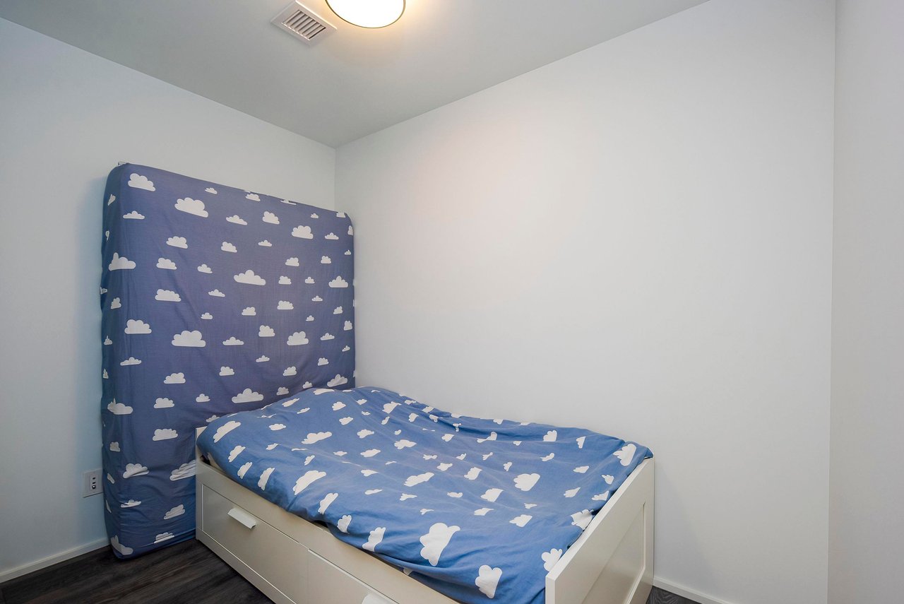 3705-4510 Halifax Wy