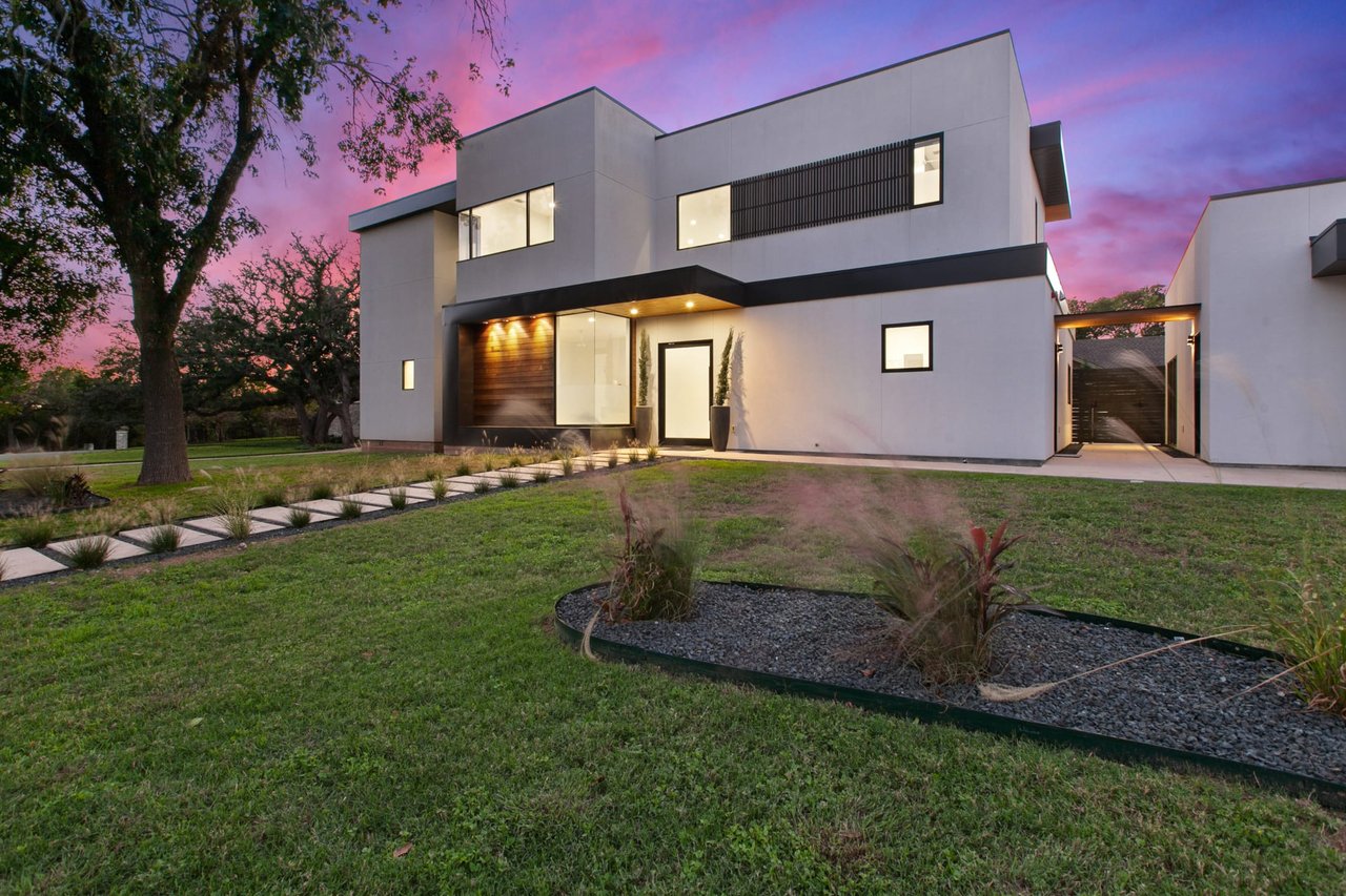 204 Westbrook Dr