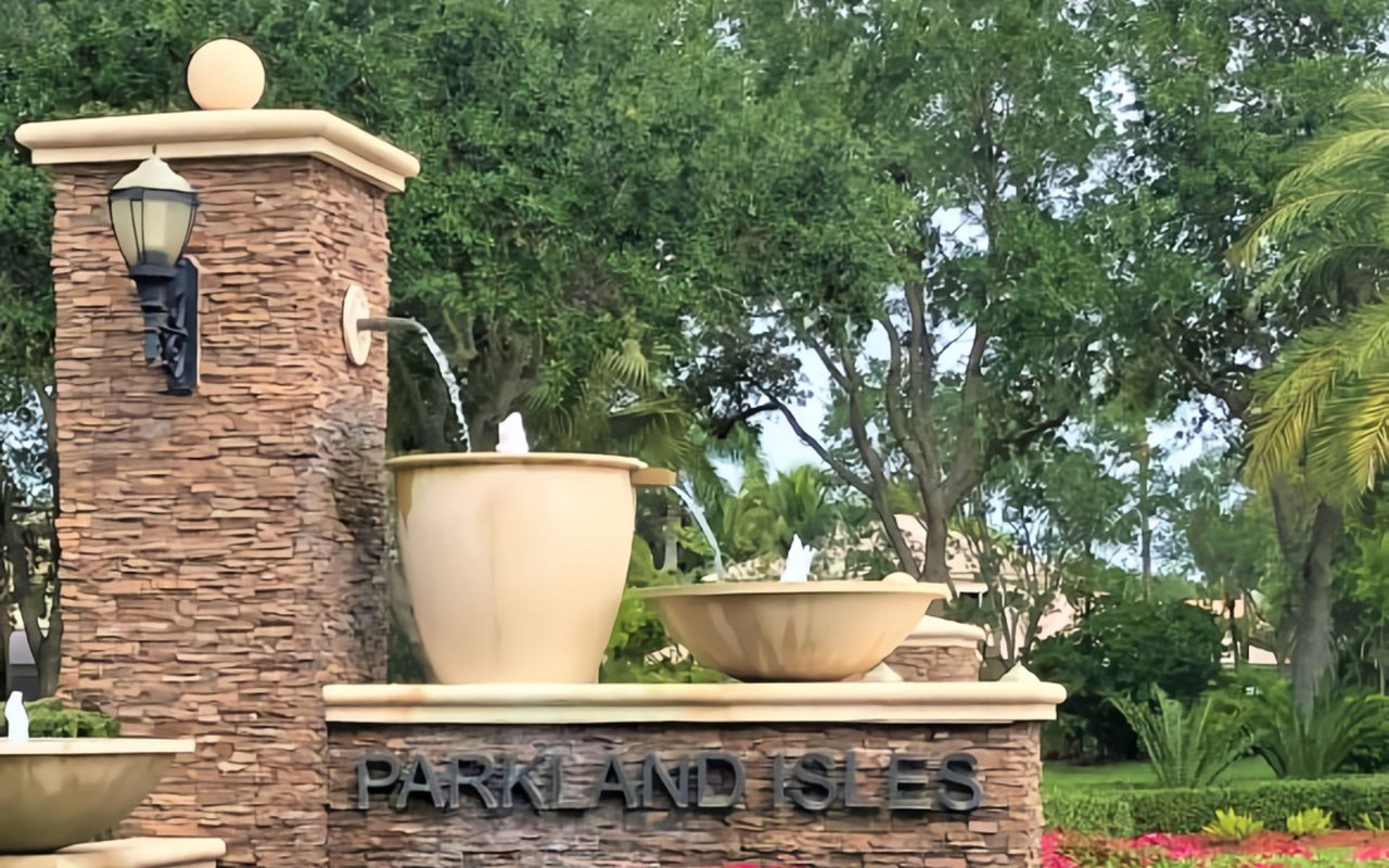 Parkland Isles