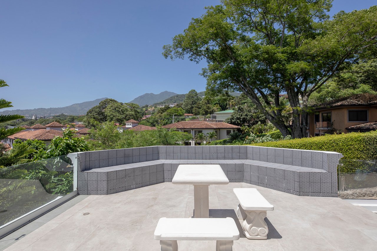 Panoramic Mediterranean Villa, Escazu, San Jose