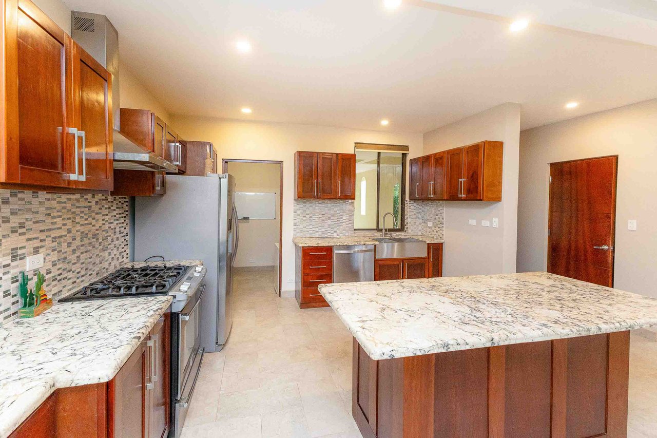 Hacienda Pacifica Casita Remodeled Townhouse, #13