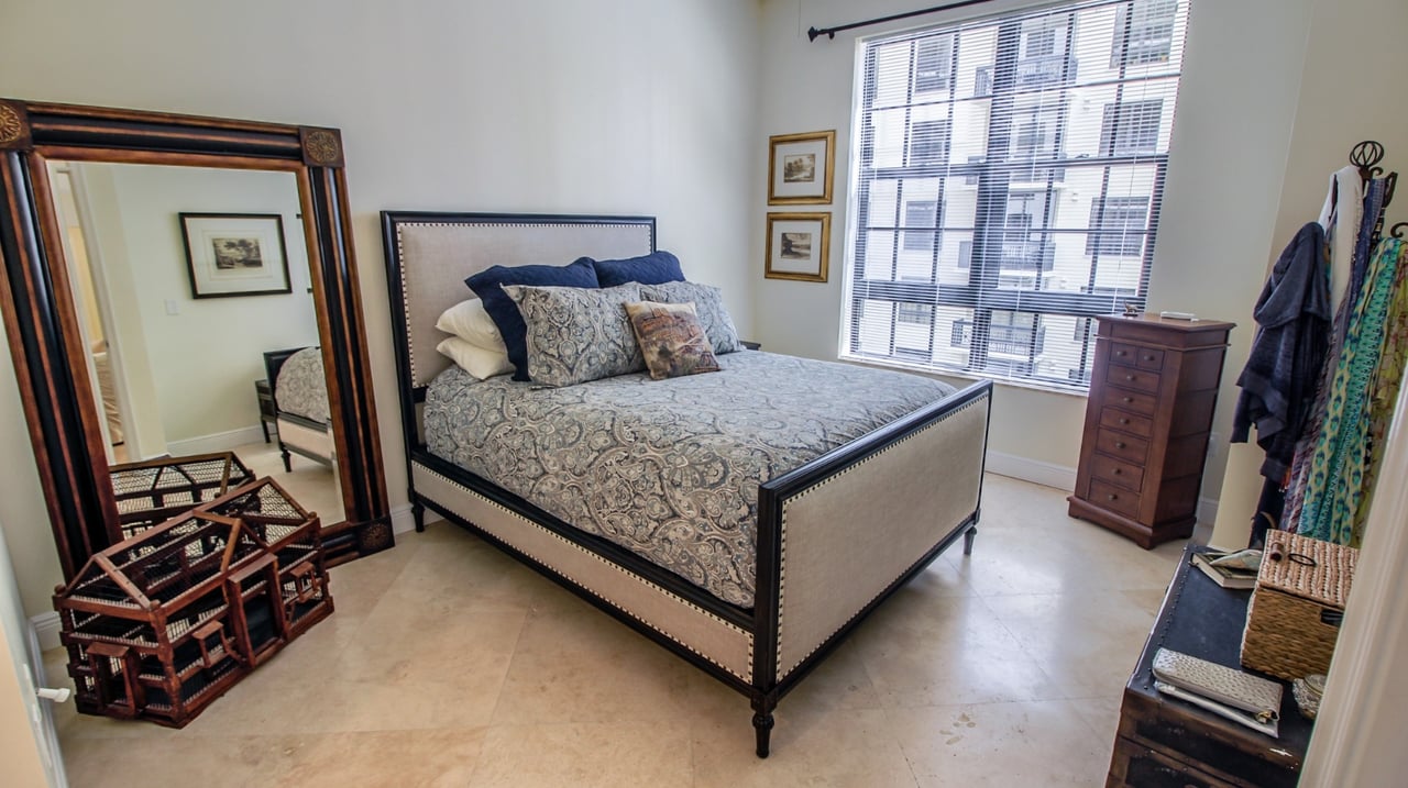 701 S Olive Avenue Unit: 805