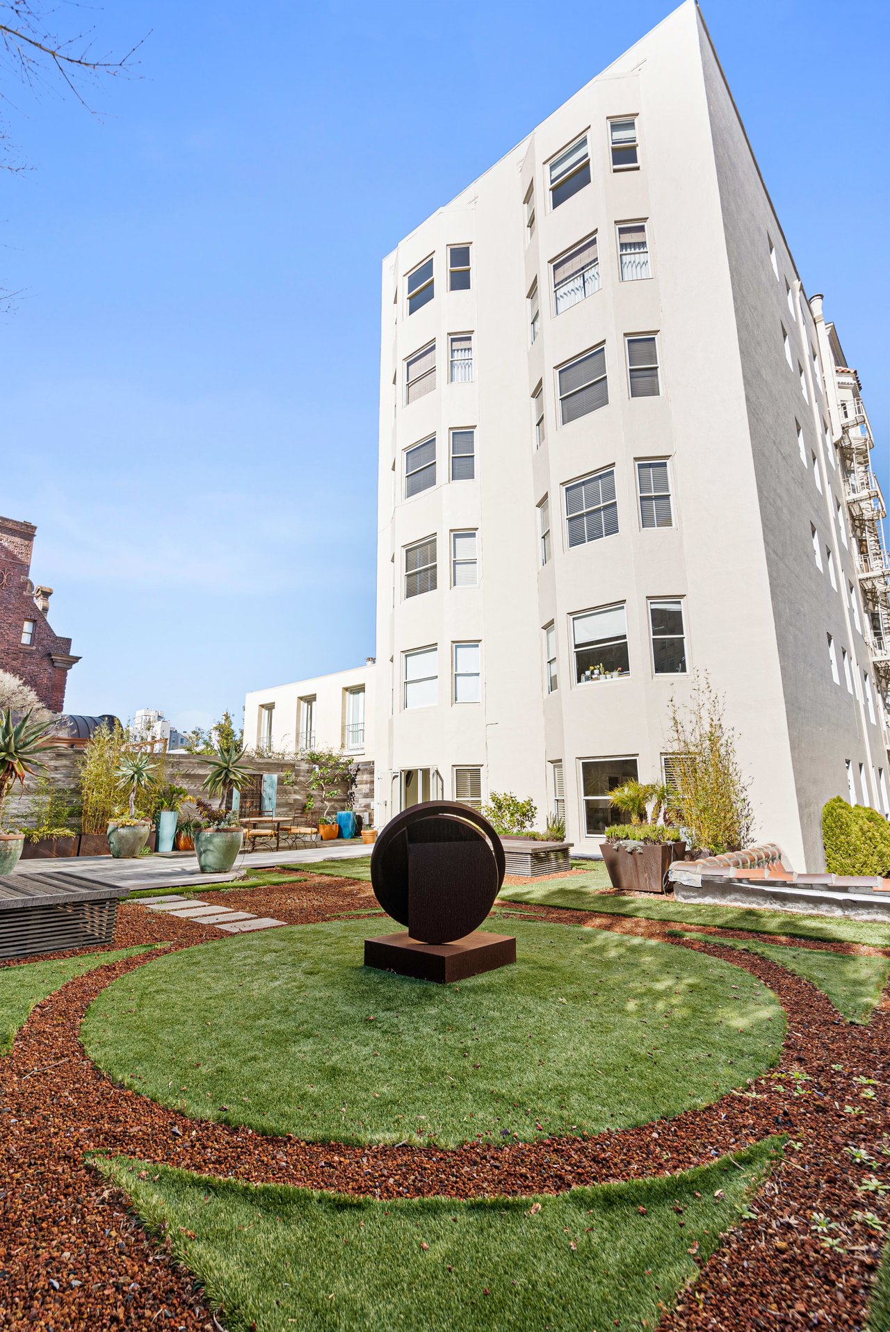 2127 Broadway St. Unit 1