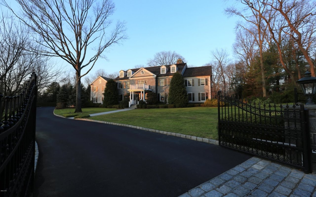 32 Orchard Ln