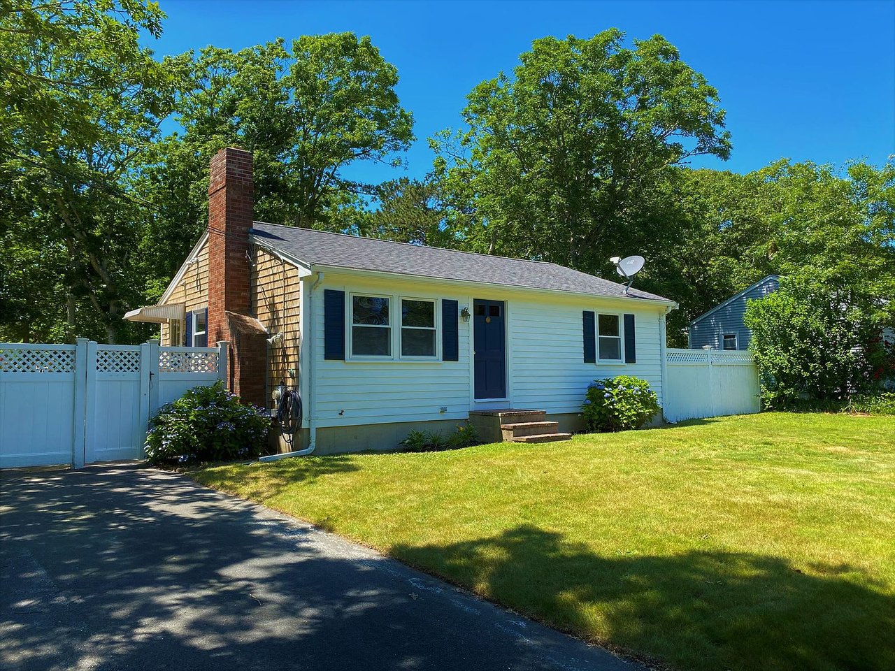 137 Buckwood Dr