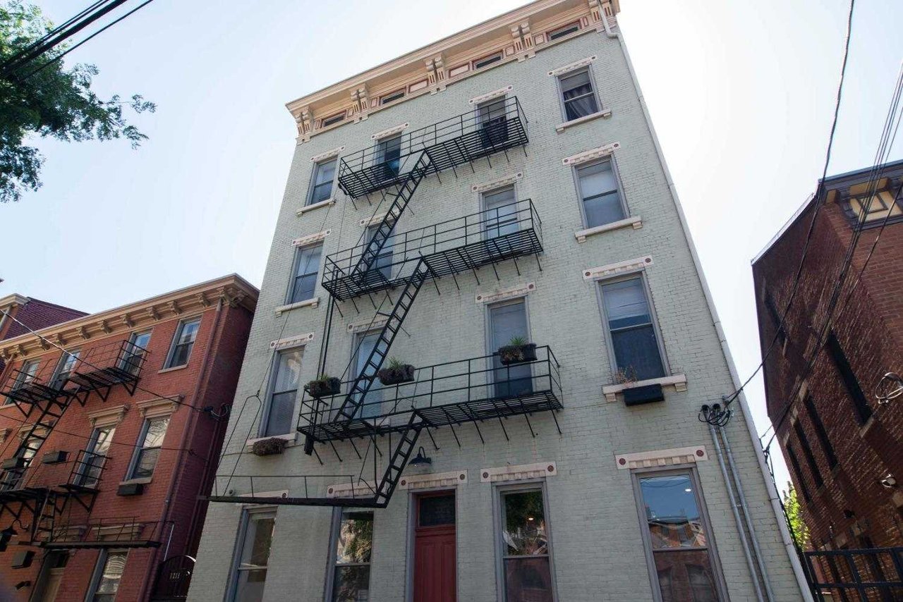 0 Republic Street