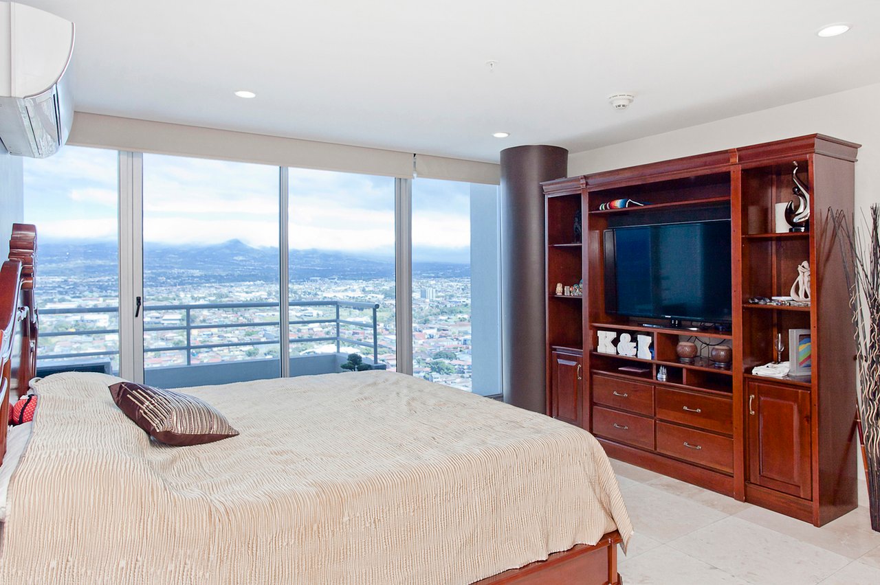 Custom Remodeled Jacuzzi Penthouse, Sabana and Rohrmoser, San Jose