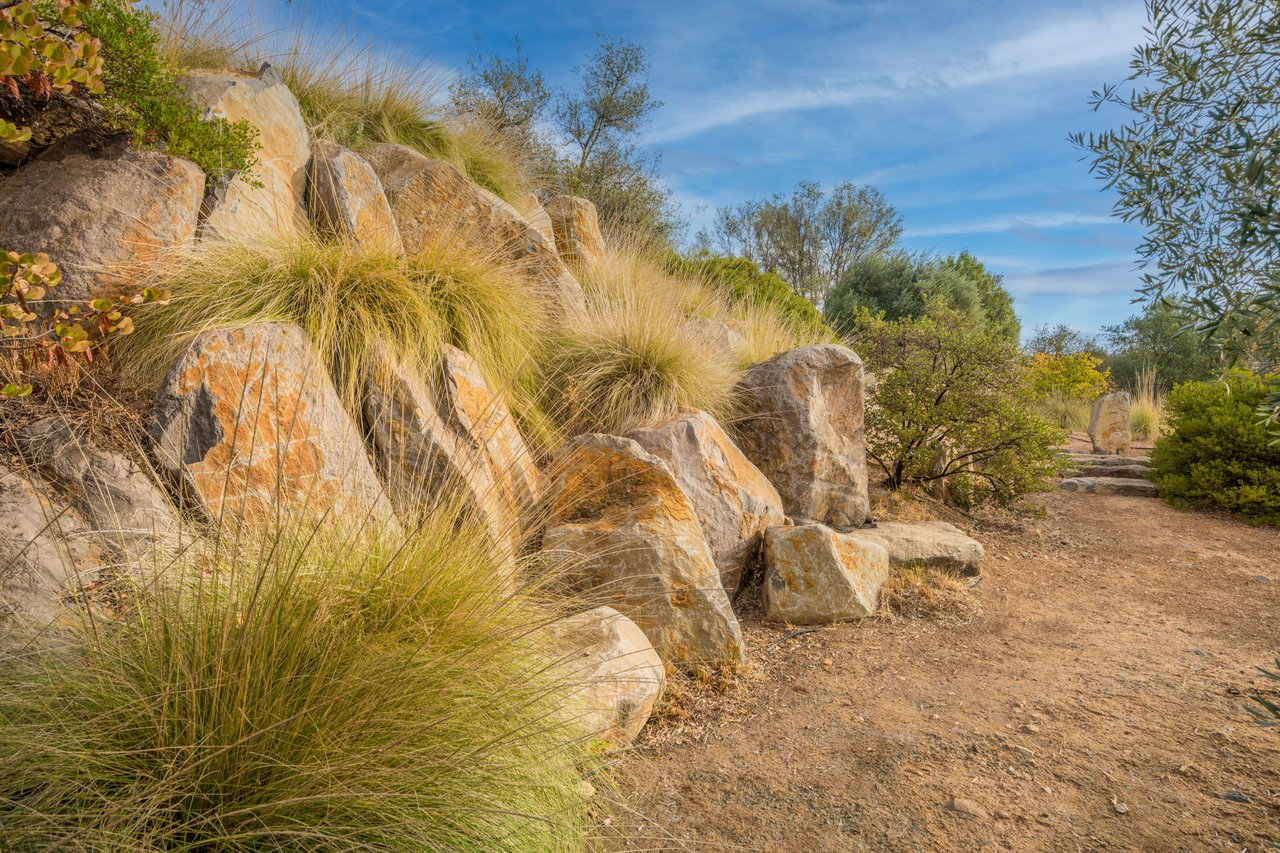 Long Ranch Road, St. Helena