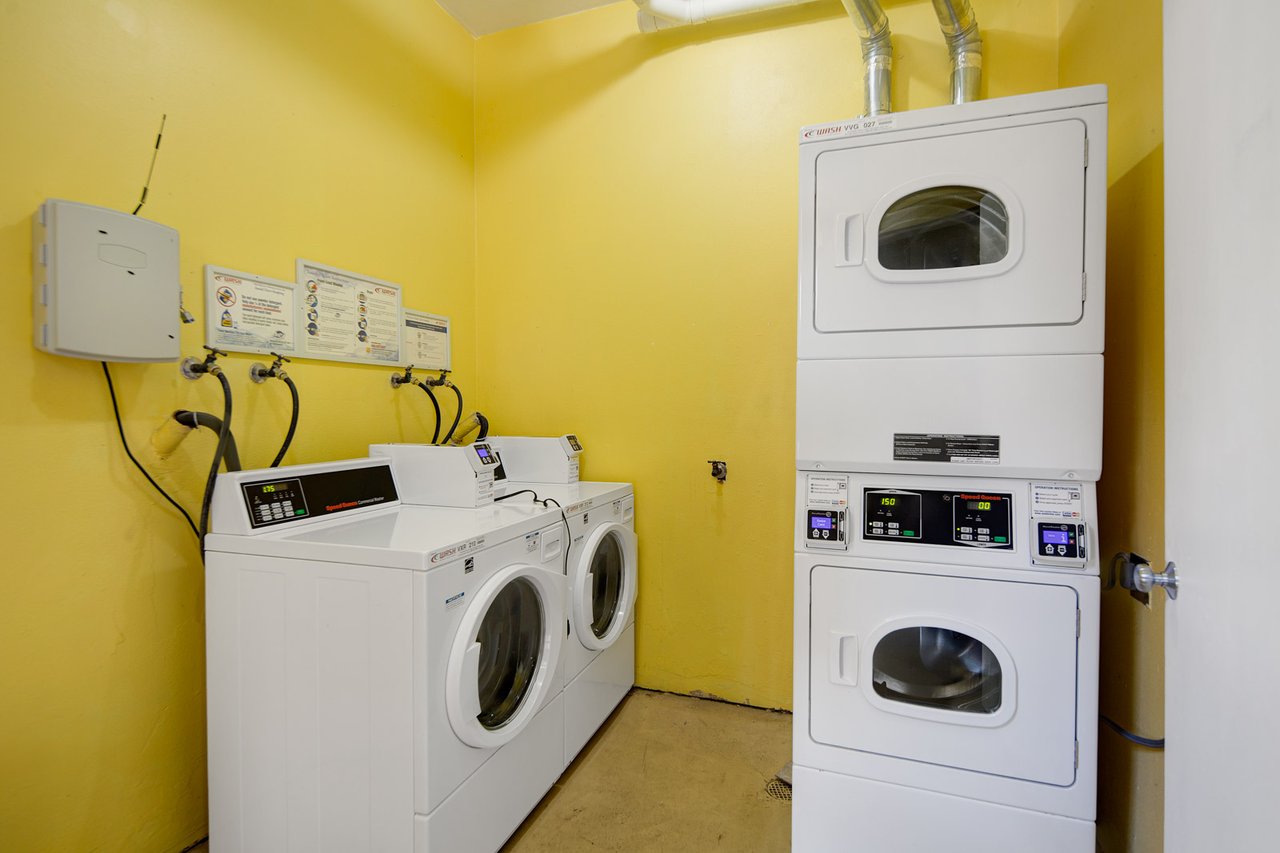 VANDEWATER STREET CONDOMINIUMS