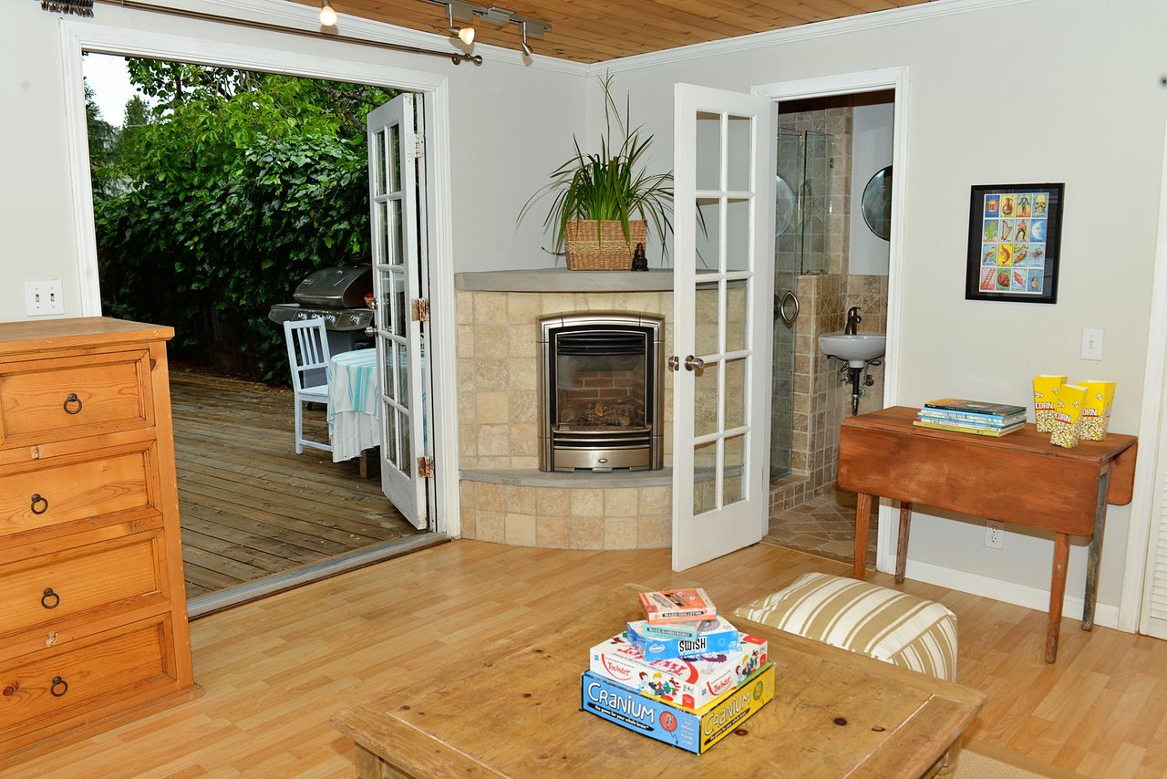 24 Hooper Lane, San Anselmo