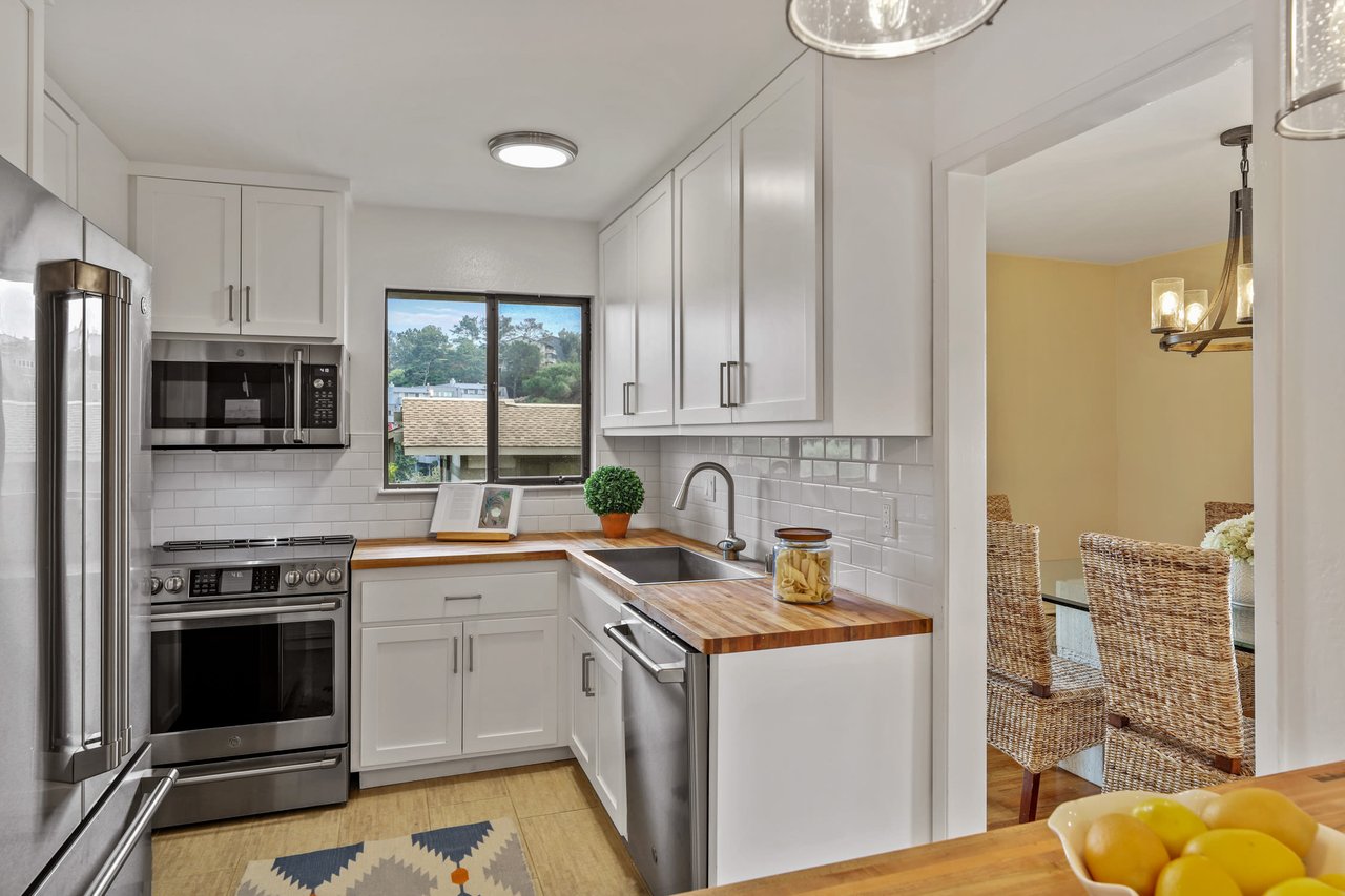 End Unit View Condo