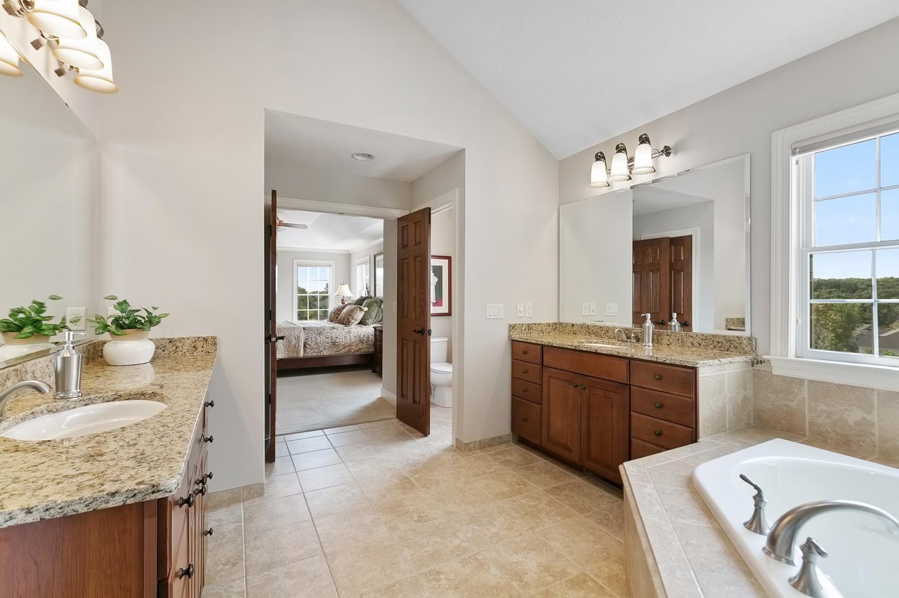 Stunning Eagan Masterpiece!