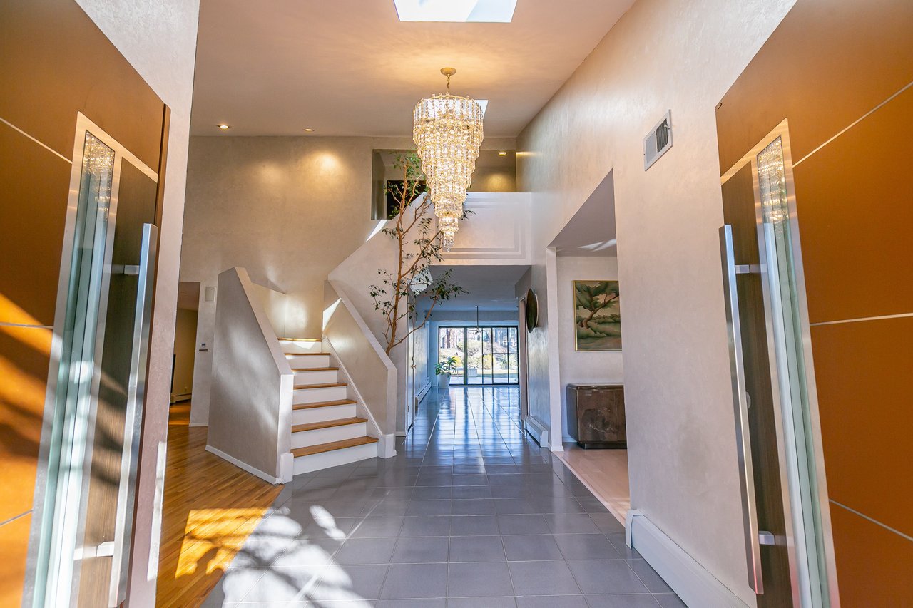 50 Juniper Lane, Muttontown