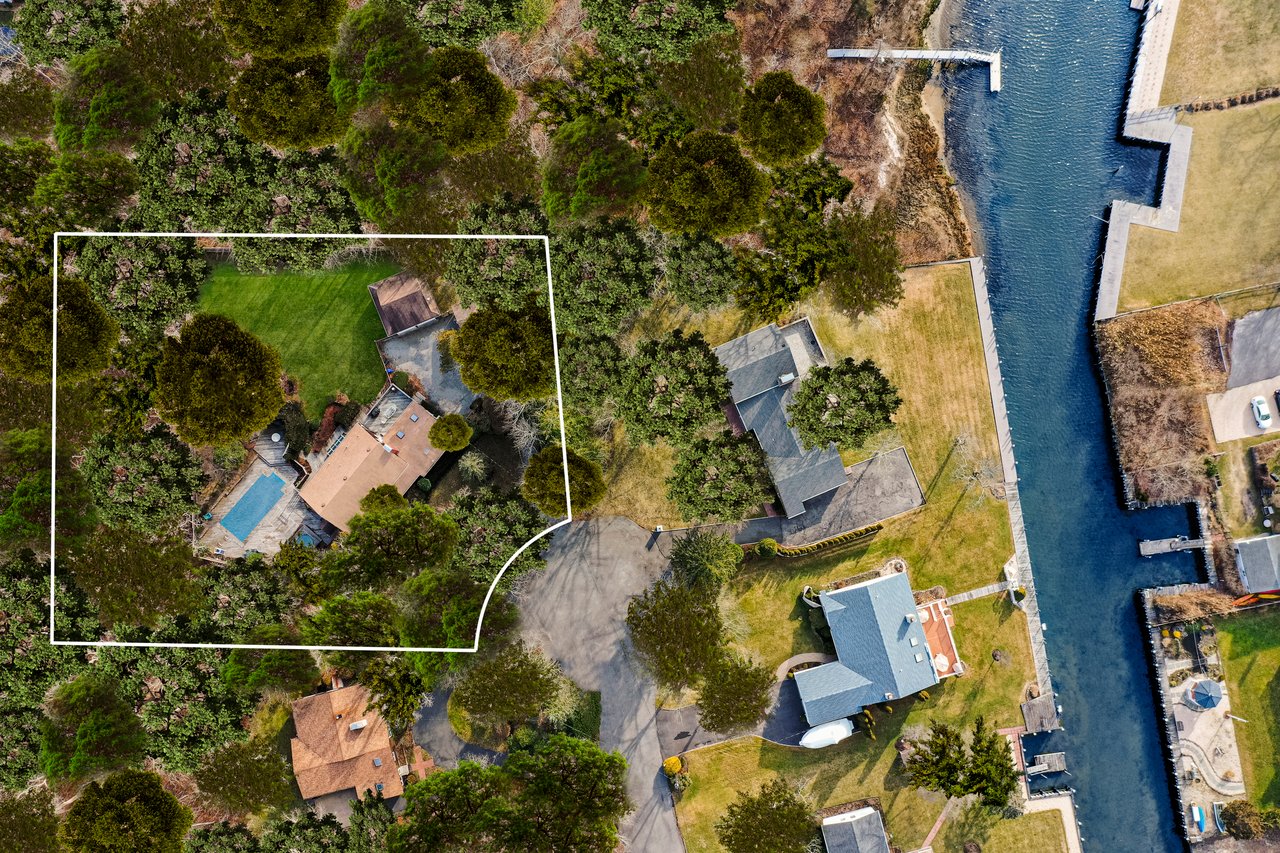 5 Beatrice Dr