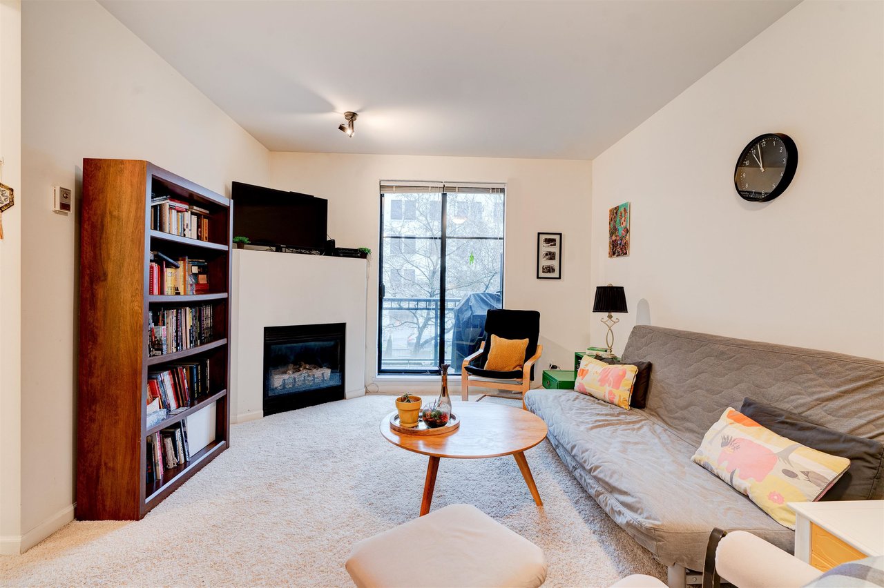 206-2065 W 12th Avenue, Vancouver