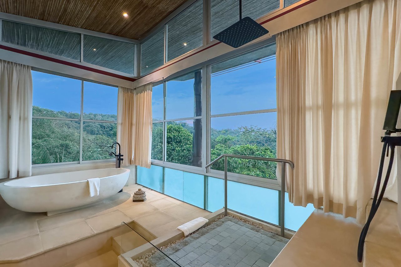 Luxury Mountain and Ocean View Villa, Manuel Antonio, Puntarenas