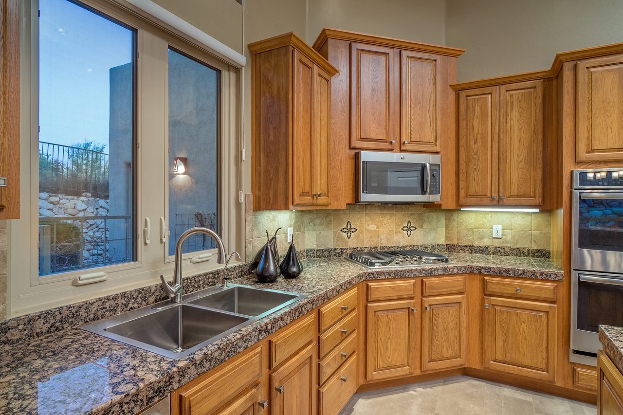 Situated in the gated Fairfield Bonita Ridge community
