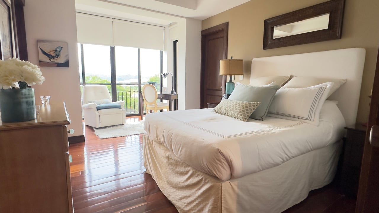 Colonial Luxury Tower Condo, Curridabat, San Jose