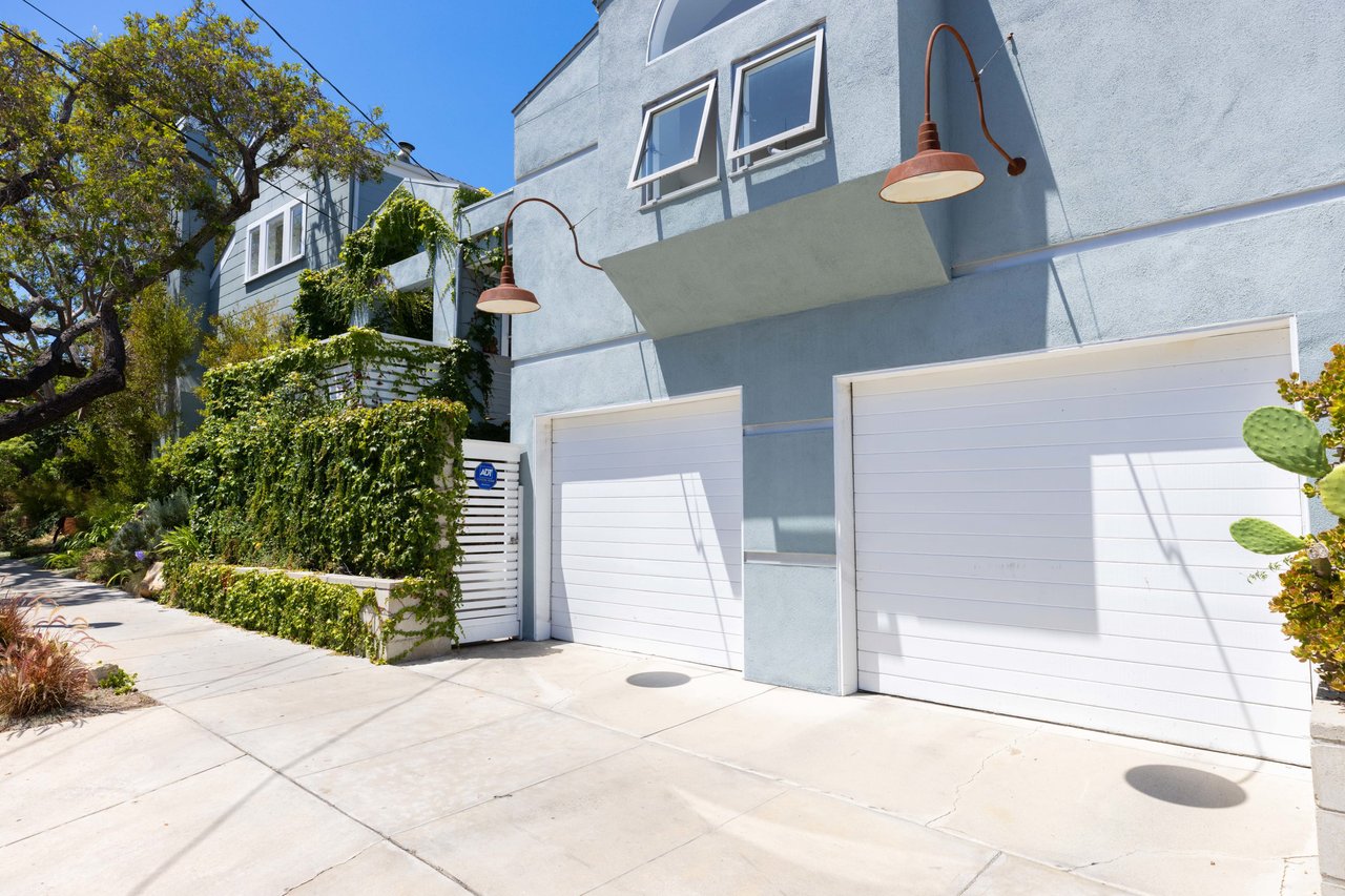 Charming Craftsman in Larchmont Village