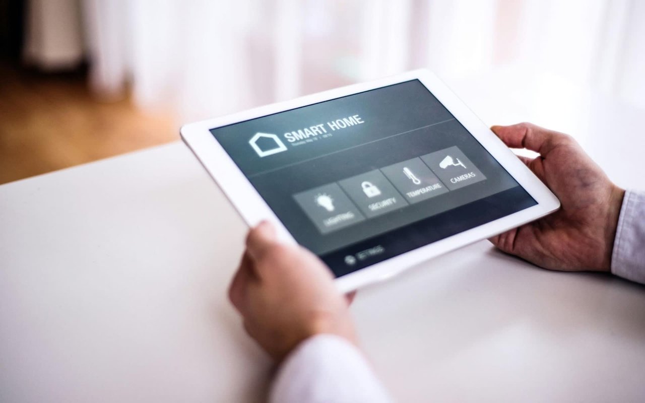 6 Smart Home Features Every Modern Homeowner Should Consider
