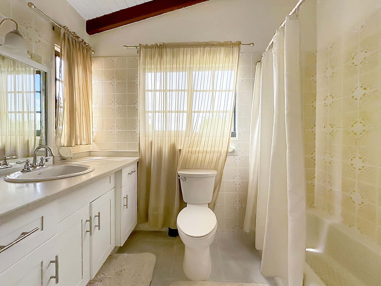 963 Fahie Hill 2 Bedroom Penthouse