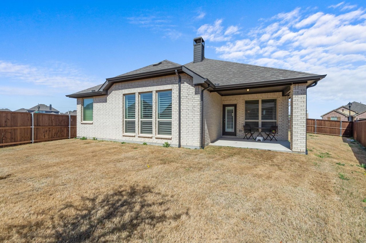 1537 Jocelyn Drive