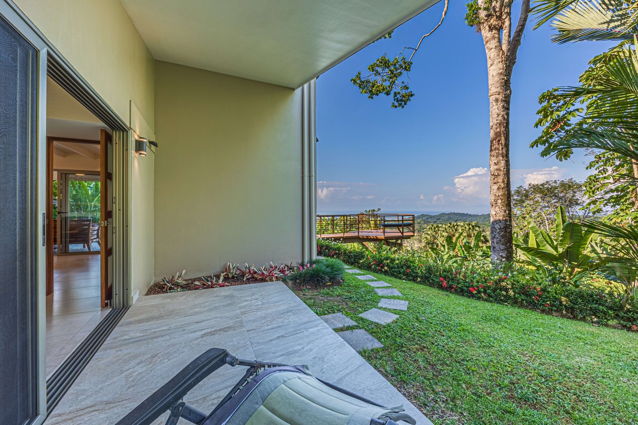 Jaw Dropping Sunset Views , With Easy Access, Private Casa Bella